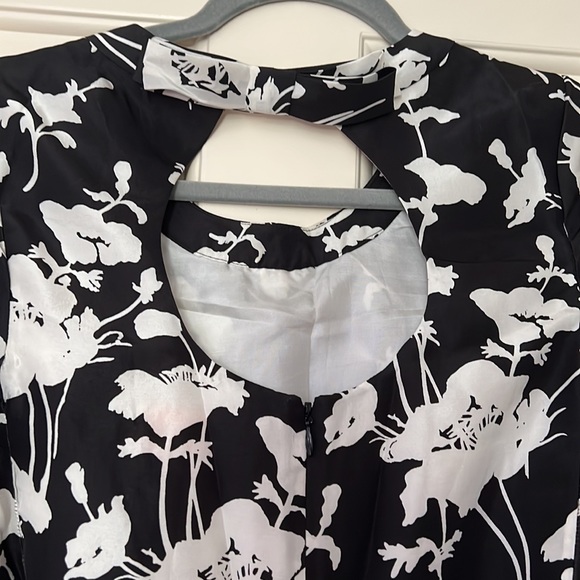 Kate Spade floral silk dress size 2 EUC - Picture 2 of 3